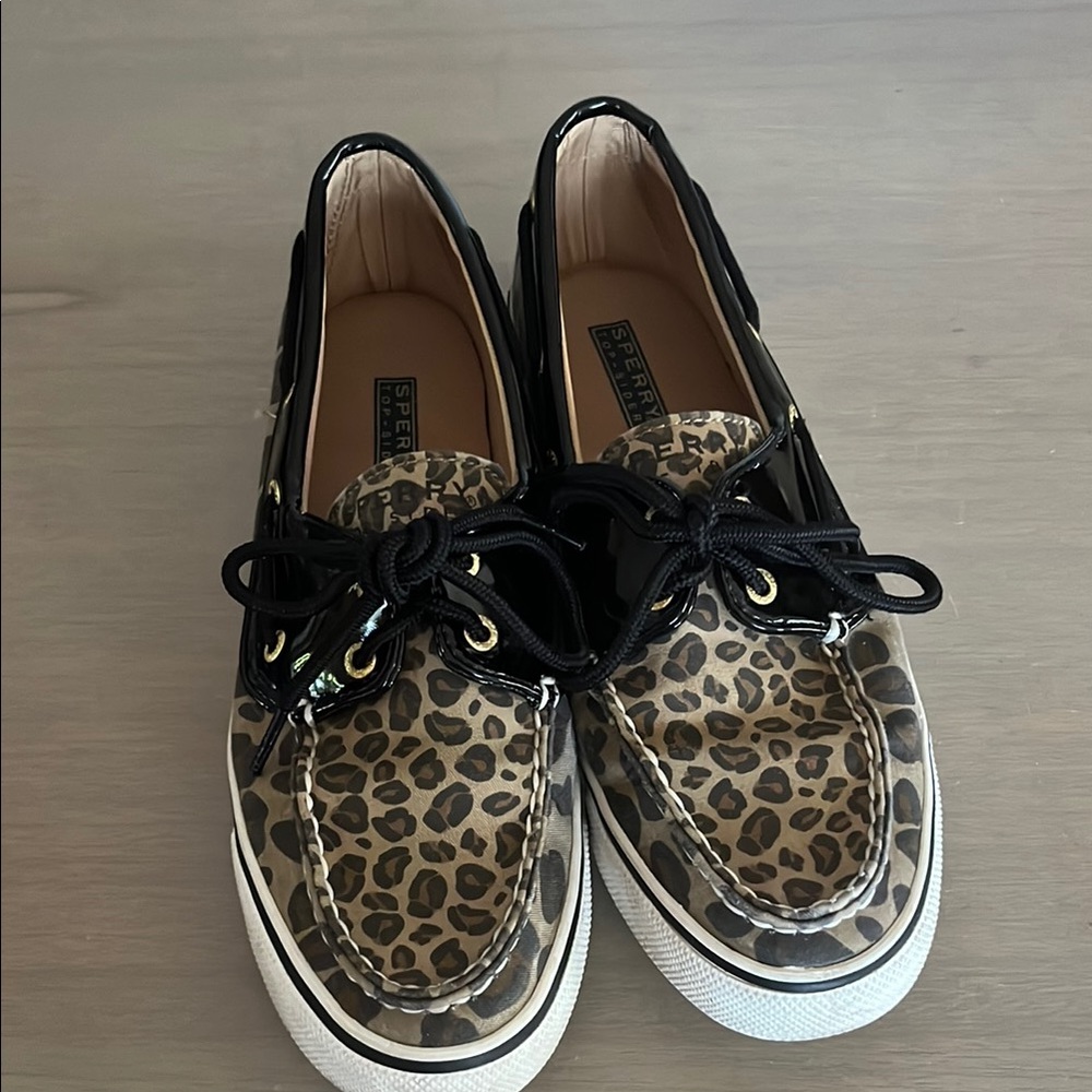 Sperry Women's Leopard Print Boat Shoes, gently used size 8